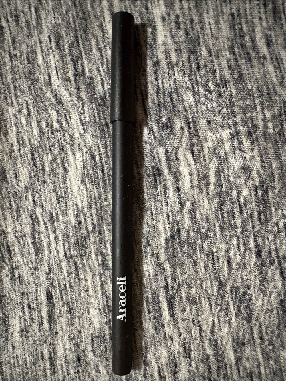 Araceli Black Eyeliner Pencil - Smooth Definition. No box